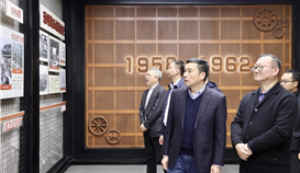 攀鋼集團(tuán)釩鈦資源股份有限公司黨委書記、董事長馬朝輝到四川德勝參觀交流